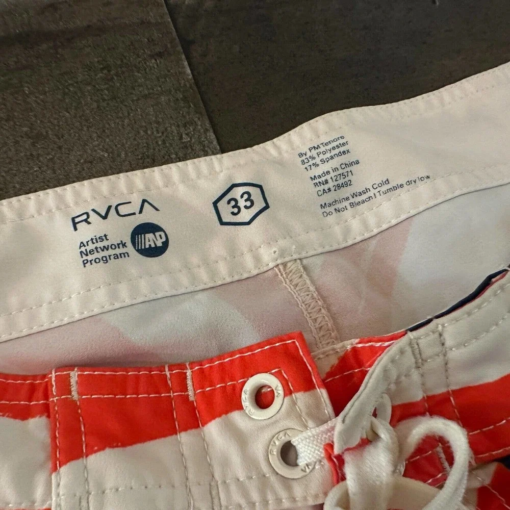 RVCA ANP Board Shorts Mens Size 33 Peace Red White Artist PMTENORE Swim Trunks‎